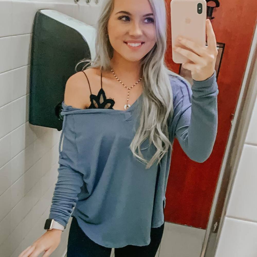 Meet your Posher, Ana